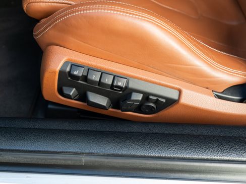 Used 2014 BMW M6 Coupe RWD image 12