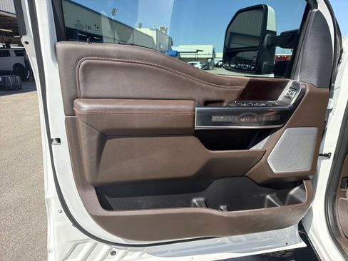 Used 2024 Ford F250 King Ranch w/ Chrome Package AWD/4WD image 9