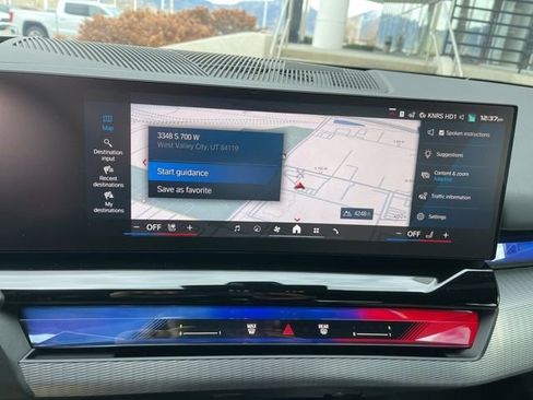 Used 2025 BMW M5 w/ Carbon Package image 10