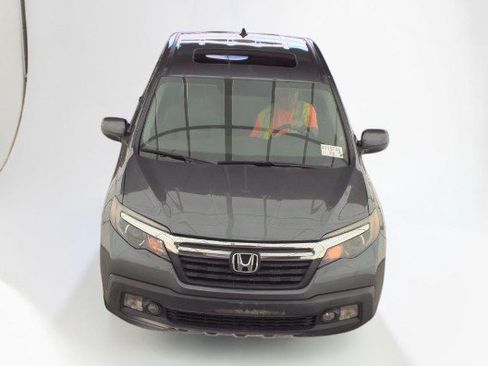 Used 2019 Honda Ridgeline RTL image 2