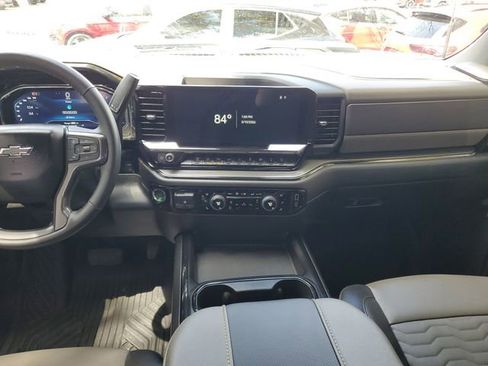 Used 2025 Chevrolet Silverado 2500 ZR2 w/ ZR2 Bison Edition image 15