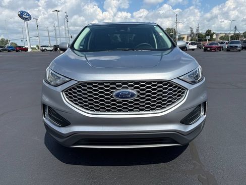 Used 2024 Ford Edge SEL w/ Convenience Package AWD/4WD image 3