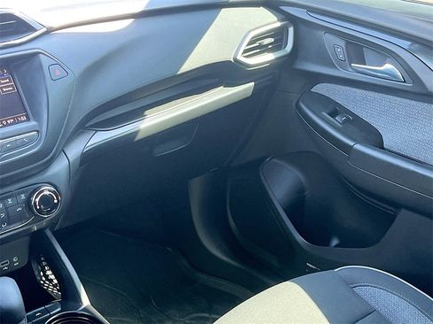 Used 2023 Chevrolet TrailBlazer LS image 22