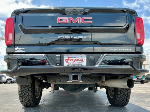 Used 2022 GMC Sierra 2500 Denali w/ Denali Ultimate Package AWD/4WD image 16