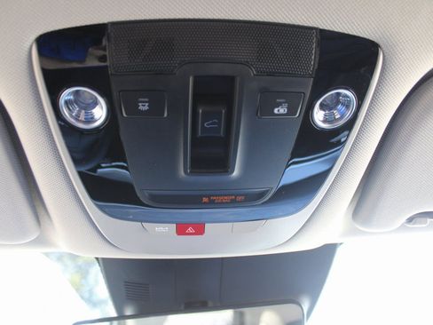 New 2026 Kia Sorento S w/ S Panoramic Sunroof Package image 51