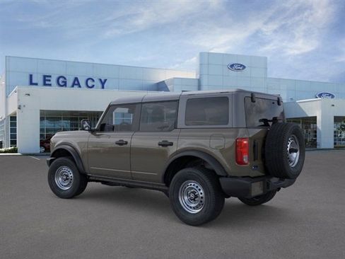New 2025 Ford Bronco Base image 4