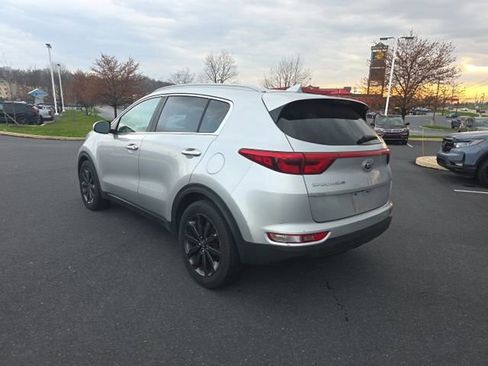 Used 2018 Kia Sportage LX w/ LX Popular Package image 11