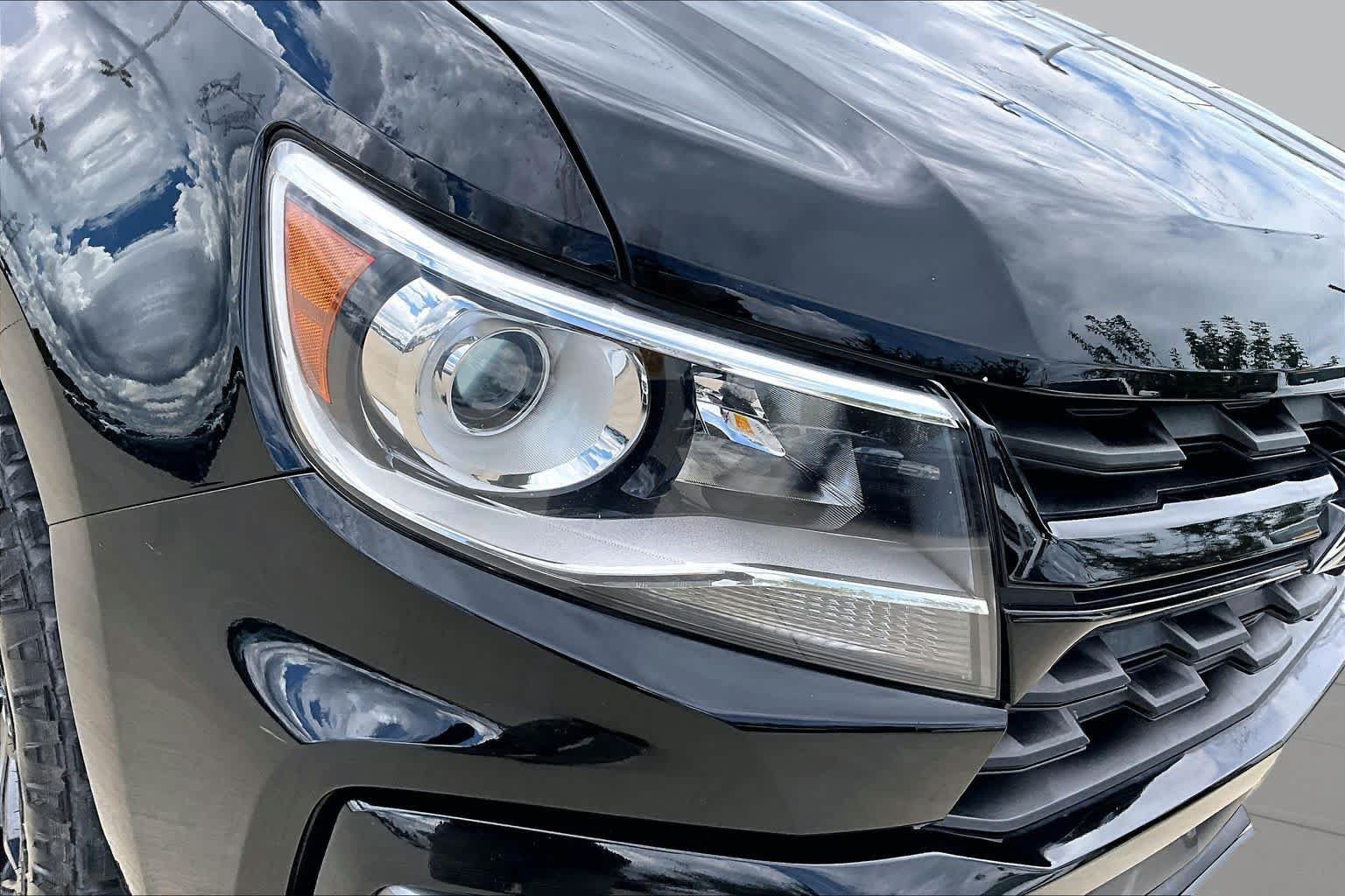 Used 2021 Chevrolet Colorado Z71 w/ Z71 Midnight Edition RWD image 28