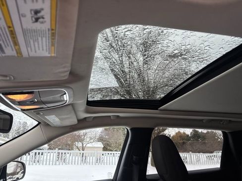 Used 2017 Jeep Cherokee 75th Anniversary image 22