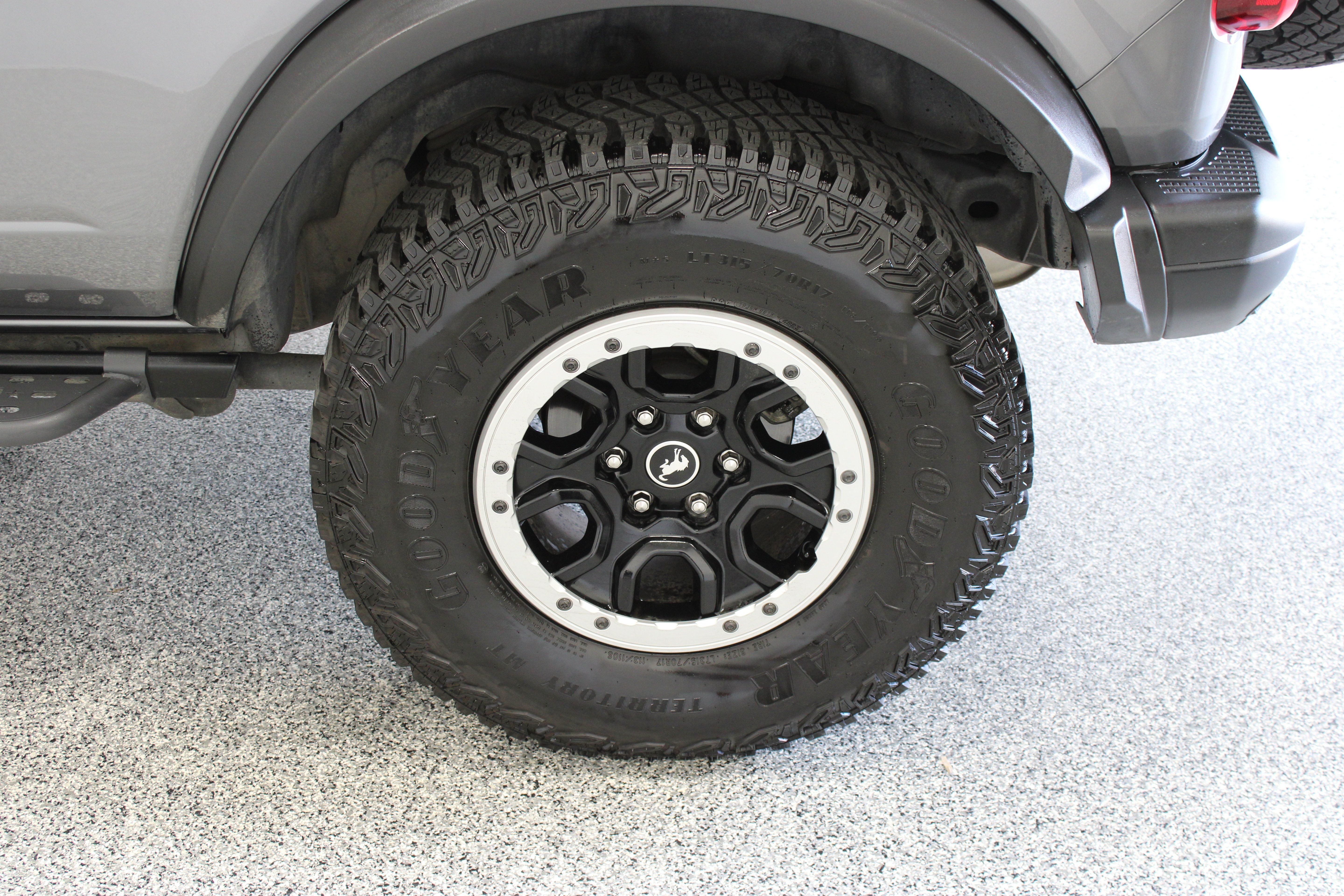 Used 2023 Ford Bronco Black Diamond w/ Sasquatch Package AWD/4WD image 10