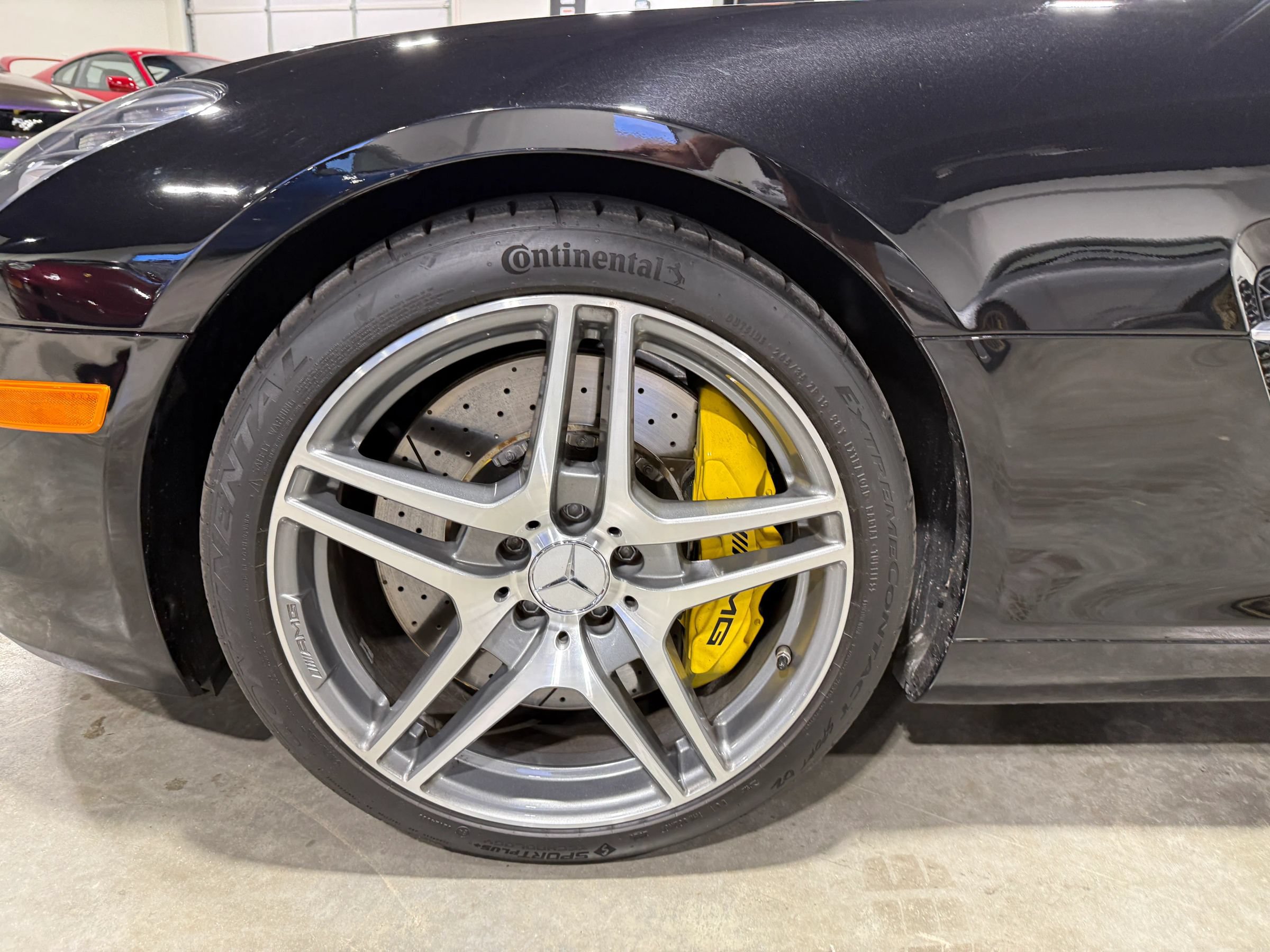 Used 2011 Mercedes-Benz SLS AMG Coupe image 18