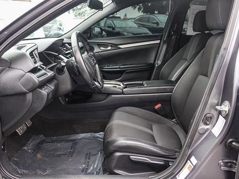 Used 2019 Honda Civic Sport image 17