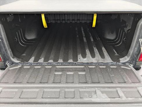 Used 2022 Chevrolet Colorado ZR2 image 7