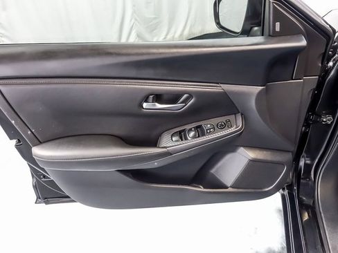 Used 2024 Nissan Sentra SV image 24