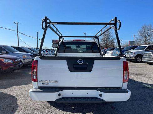 Used 2019 Nissan Frontier S image 5