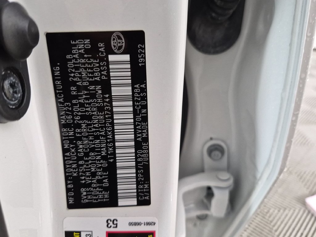 Used 2023 Toyota Camry XSE FWD image 32