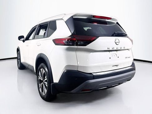 Used 2022 Nissan Rogue SV w/ SV Premium Package image 7