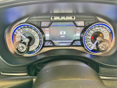 Used 2019 RAM 1500 Limited AWD/4WD image 14