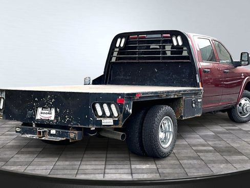 Used 2024 RAM 3500 Tradesman w/ Chrome Appearance Group image 13