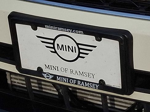 Used 2022 MINI Cooper S w/ Signature Upholstery Package image 27