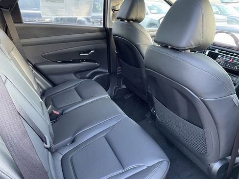 New 2025 Hyundai Tucson Limited image 13