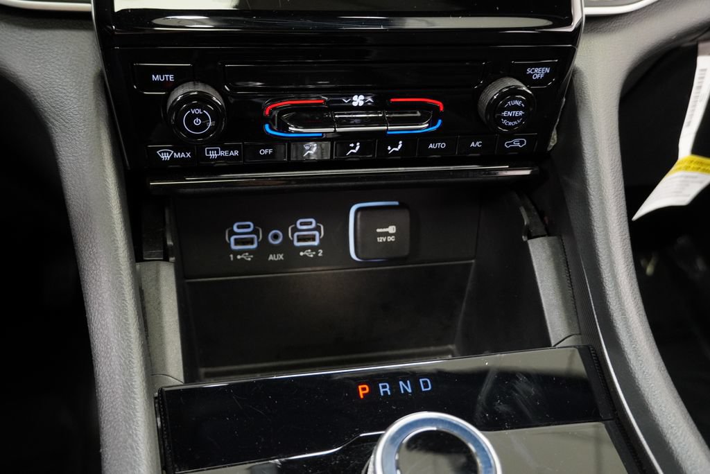 Certified 2025 Jeep Grand Cherokee Laredo X AWD/4WD image 25