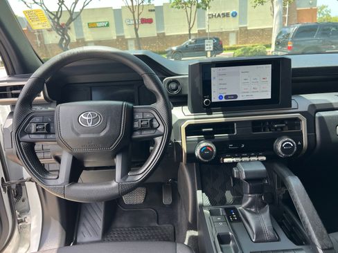 Used 2024 Toyota Tacoma SR RWD image 19