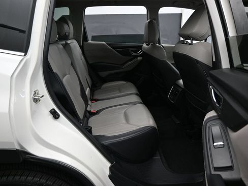 Used 2022 Subaru Forester Limited AWD/4WD image 38