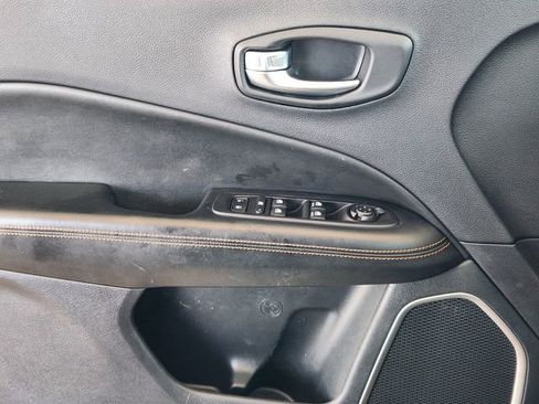 Used 2020 Jeep Compass Limited image 25