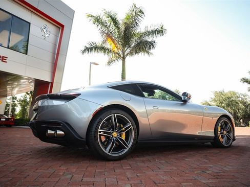 Certified 2021 Ferrari Roma image 23