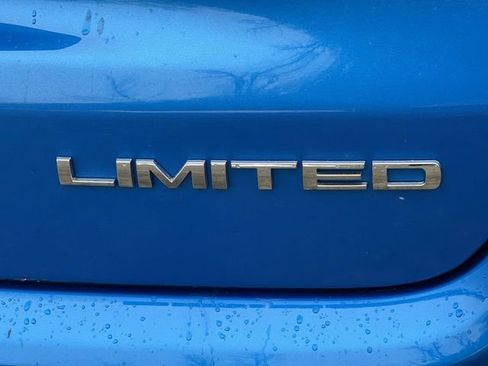 Used 2024 Jeep Compass Limited image 11