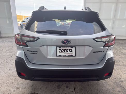 Used 2024 Subaru Outback Onyx Edition image 7