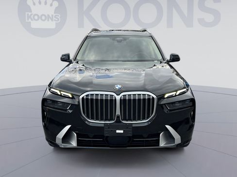 Used 2024 BMW X7 xDrive40i w/ Executive Package image 11
