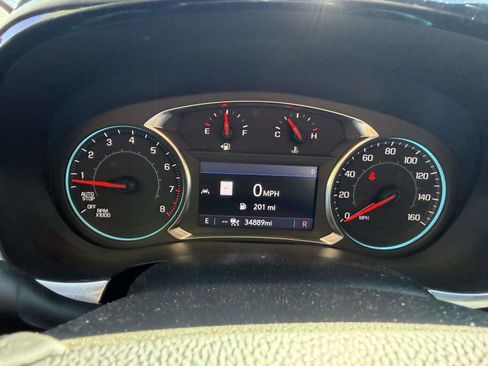 Used 2023 Chevrolet Traverse LT w/ LT Premium Package AWD/4WD image 29