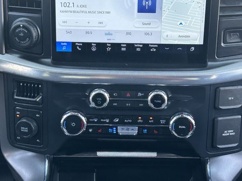 Used 2025 Ford F150 Lariat AWD/4WD image 19