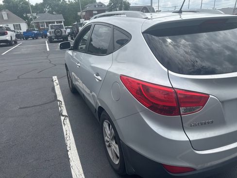 Used 2012 Hyundai Tucson GLS FWD image 4