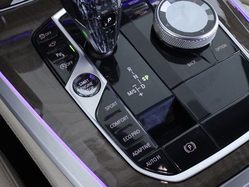 Used 2020 BMW X5 sDrive40i w/ Premium Package image 32