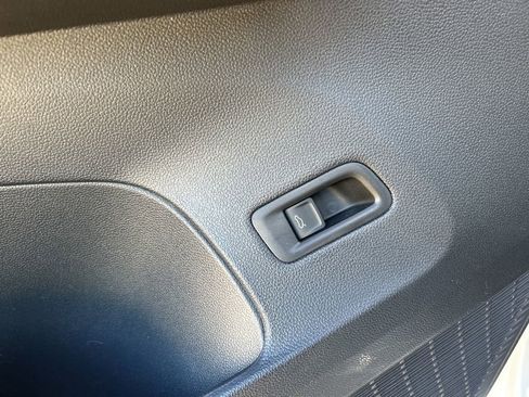 Certified 2025 Volkswagen Atlas Peak Edition SE image 20