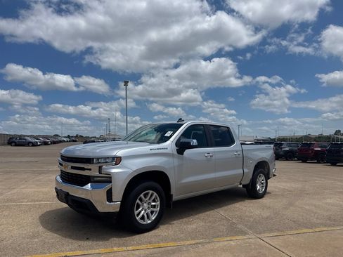 Used 2022 Chevrolet Silverado 1500 LT AWD/4WD image 10