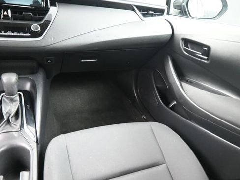 Used 2024 Toyota Corolla LE image 79