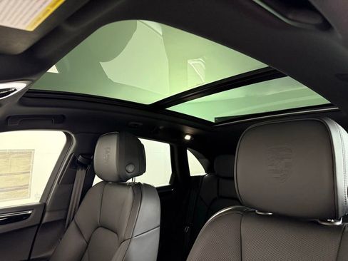 New 2025 Porsche Macan S image 30