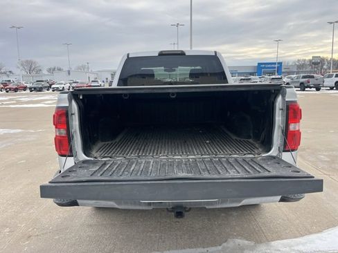 Used 2015 GMC Sierra 1500 SLE w/ SLE Value Package image 5