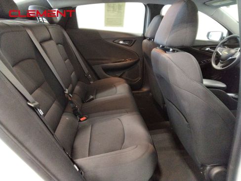 Used 2023 Chevrolet Malibu LT w/ Driver Confidence Package image 32