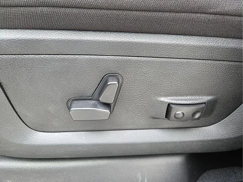 New 2026 RAM 2500 Big Horn image 15