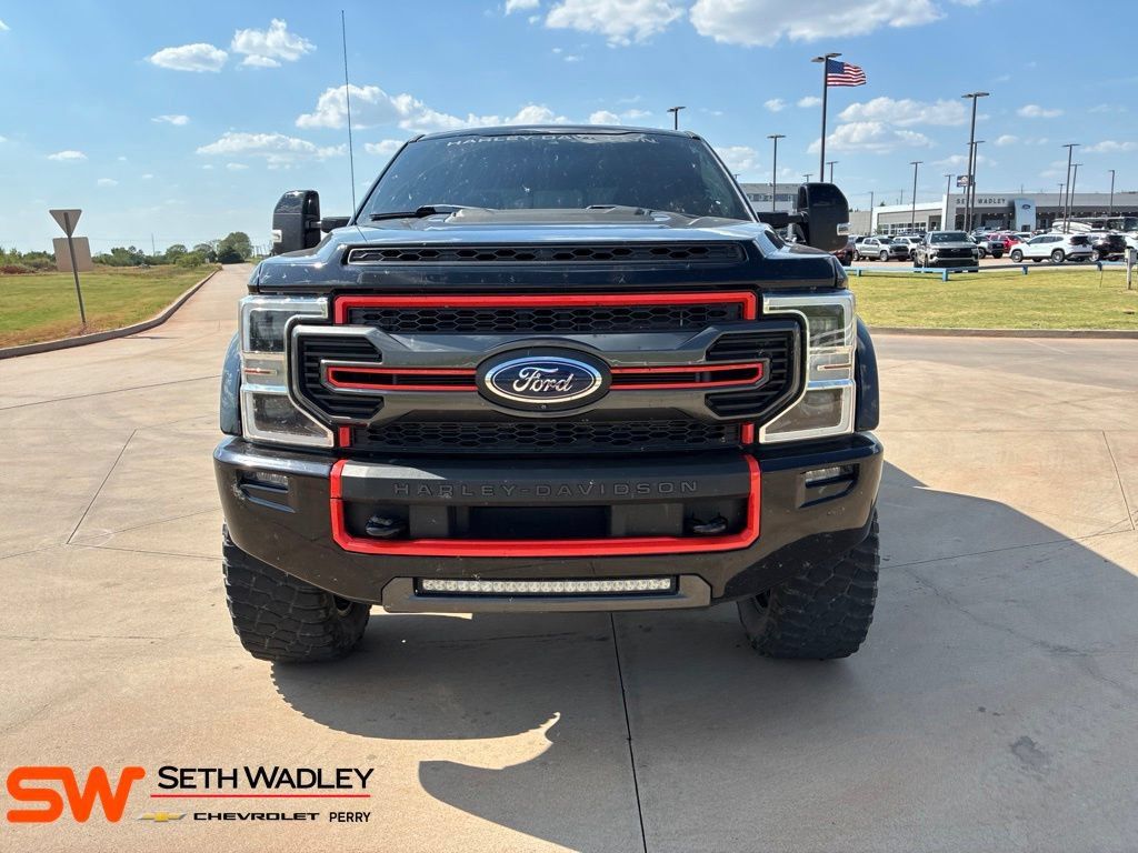 Used 2021 Ford F250 Lariat w/ Lariat Ultimate Package AWD/4WD image 2