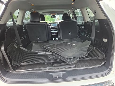 Used 2018 Toyota Highlander Limited w/ Protection Package #3 AWD/4WD image 12