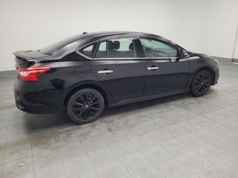 Used 2018 Nissan Sentra SR w/ SR Midnight Edition Package image 10
