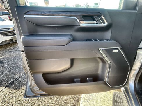 New 2026 GMC Sierra 1500 SLT w/ SLT Premium Plus Package image 13