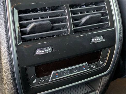 Used 2025 BMW X6 M60i image 18