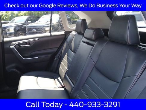 Used 2022 Toyota RAV4 XLE Premium AWD/4WD image 33